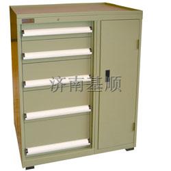 工具柜